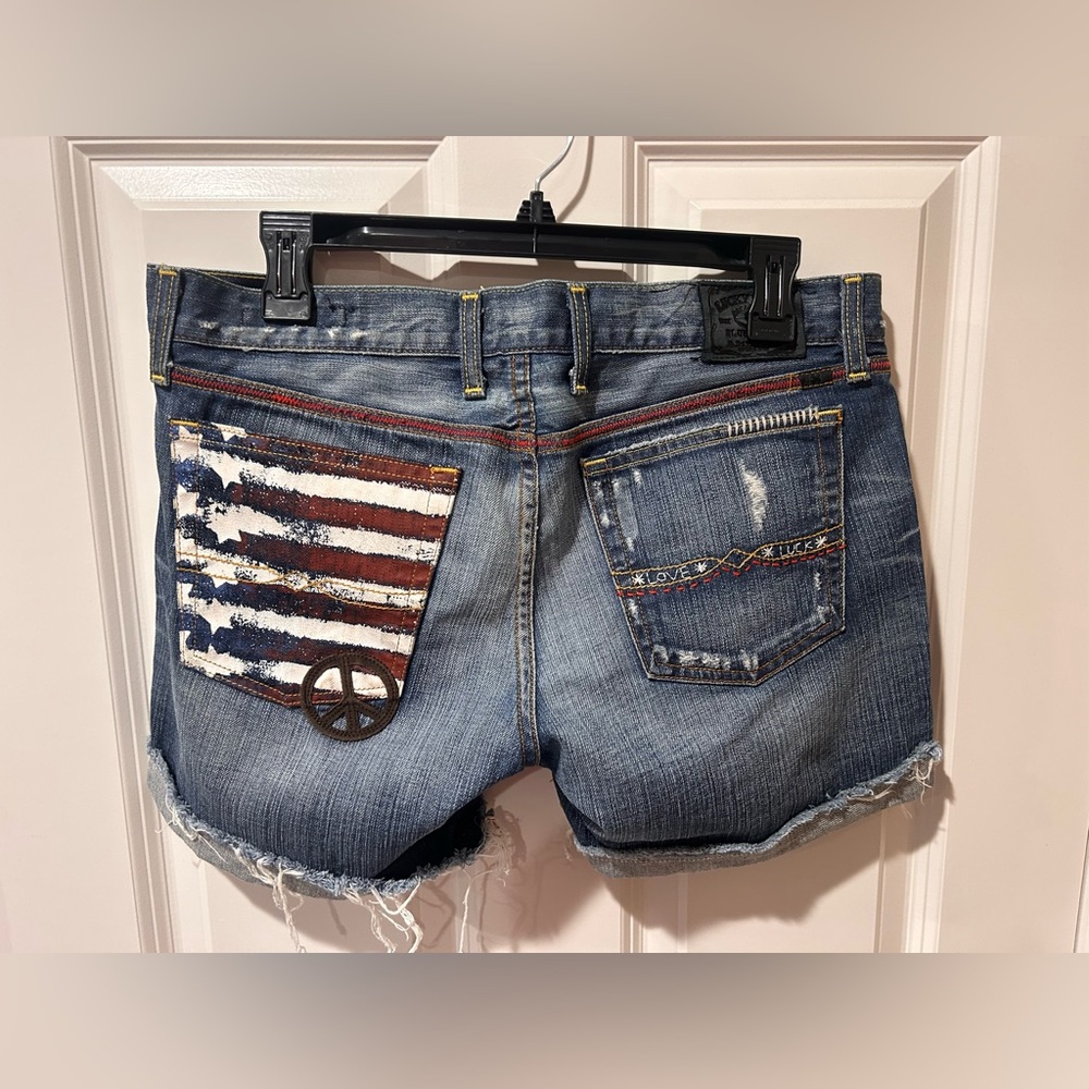 Y2k Lucky Brand denim shorts size 6/28 low rise
